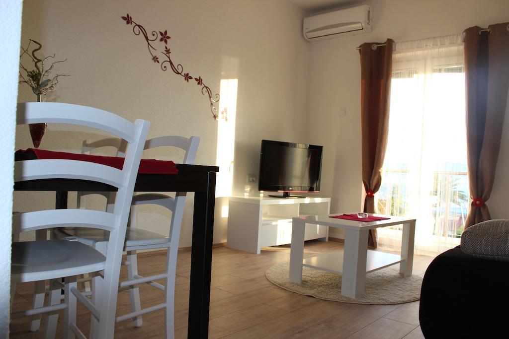 Apartments Mateljak Gradac  Pokój zdjęcie